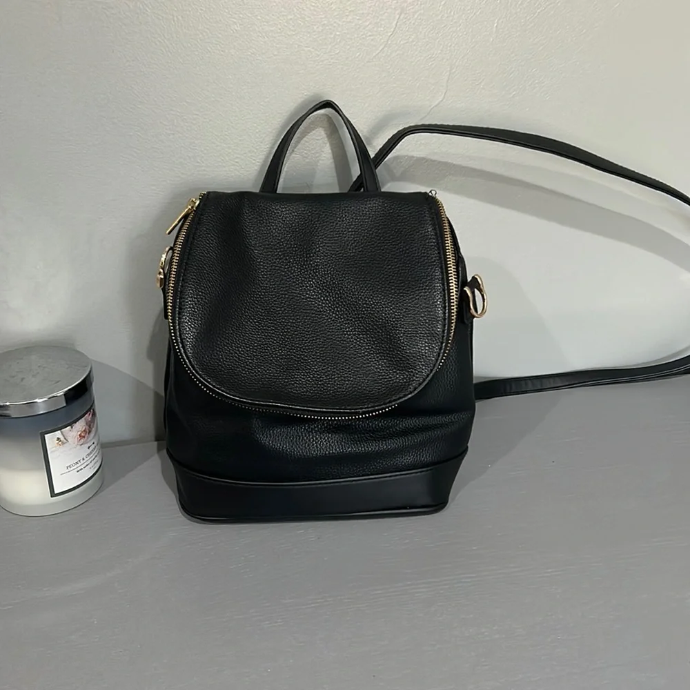 LITTLE BACKPACK - Picture 1 of 6